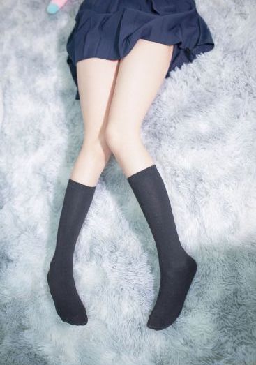 少妇挑战三个黑人惨叫4p国语