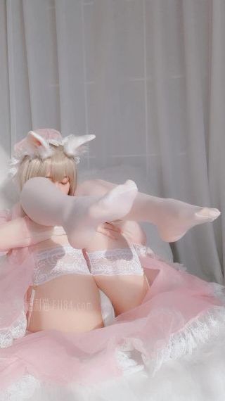 奈奈美出差被讨厌上司侵犯