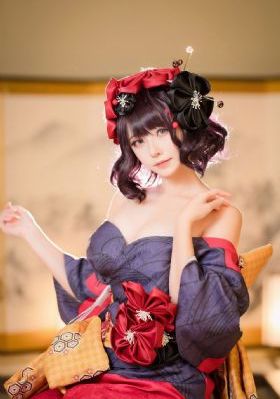 骑车的女人