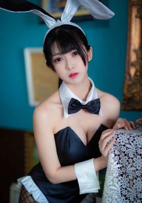 强行扒开小受双腿进入在线看